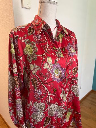 Coole Bluse wie neu Gr. 38 wie Seide
