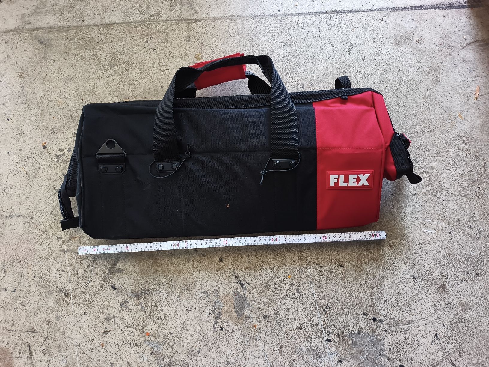 Valises de voyage: FLEX Werkzeugtasche – Neuf (Voir description) à Triengen par R2S000