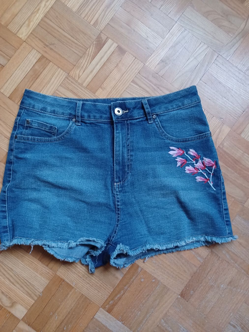 Jeans: short – Gebraucht aus Soyhières von 5jm_5czl