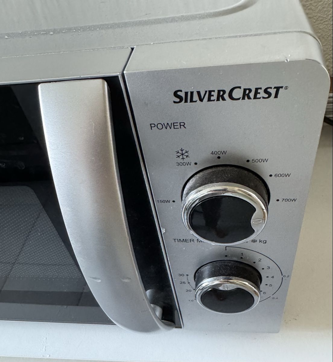 SilverCrest Küchengeräte: SilverCrest SMW 700 D3 Mikrowelle – Gebraucht aus Zürich von Goliat21 2