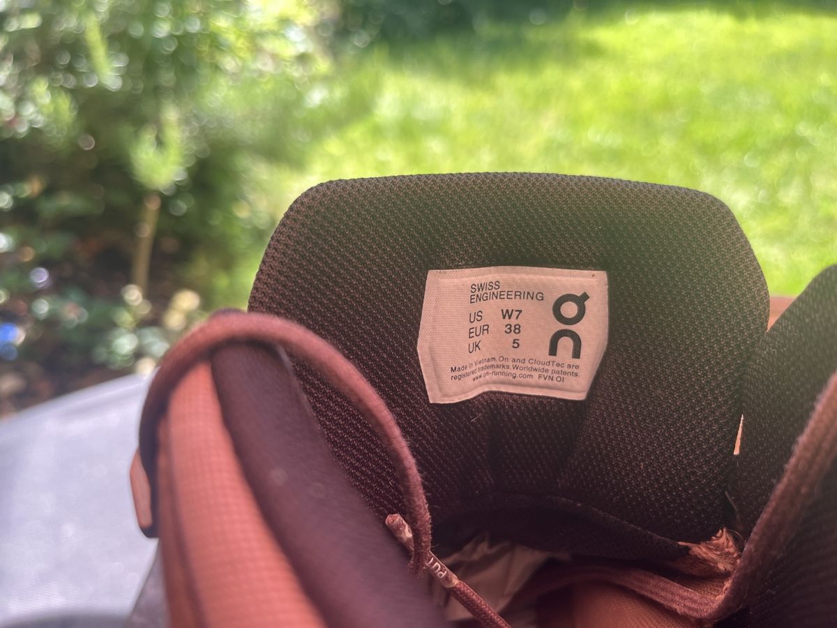 On Schuhe für Jungen: On Wanderschuhe Gr. 38 (eher 37) – Gebraucht aus Zug von Butternut1 1