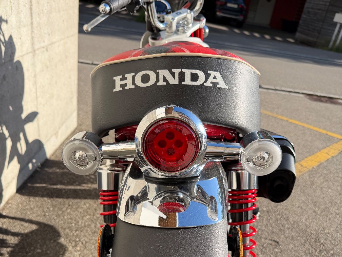 Honda Strada: HONDA Monkey Z 125 – Usato da Uerikon venduto da hollywood06 6