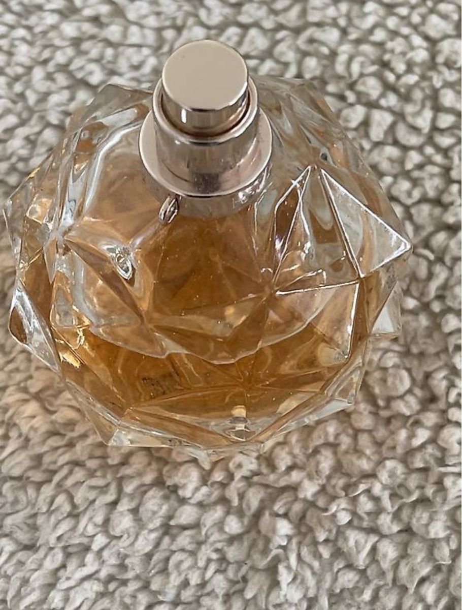 Parfum & Eau de Toilette: Ariana Grande Damen Parfum 100ml – Gebraucht aus Neuenhof von chontguet