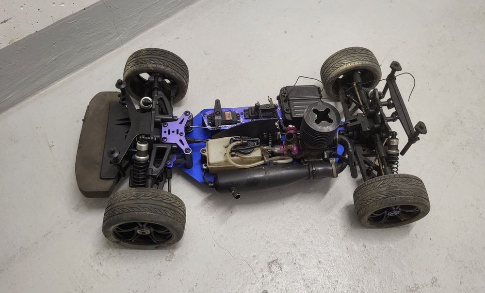 Kyosho Braccio Posteriore Inferiore (Wishbone) In Materiale Duro – Ricambio Originale Per Buggy 1:8 4WD Inferno VE IF-234B