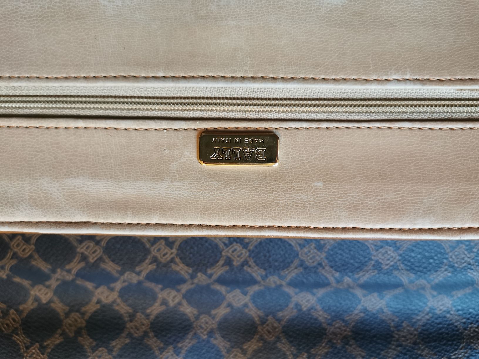 Bally Borse: wunderschöne grosse Vintage Bally Henkeltasche Leder – Usato da Zürich venduto da Hibiskus3 3