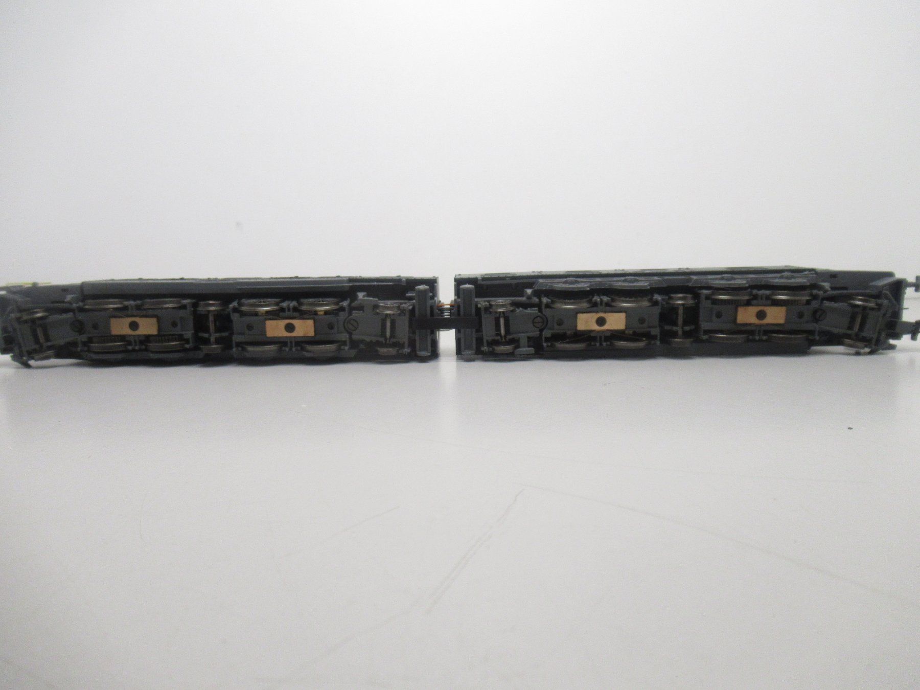 Roco Modelleisenbahnen: Trix 22580 Doppel E-Lok Ae 8/14 der SBB CFF FFS Digital DC – Gebraucht aus Basel von mhmarken 5