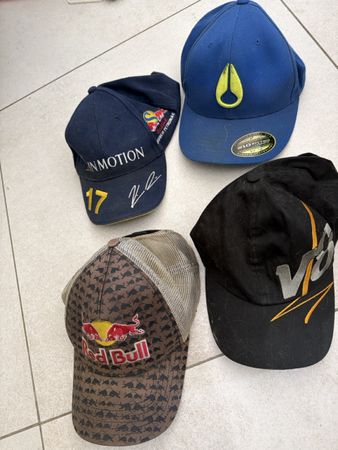 4 Baseball Caps Red Bull V8 Blue Fitted