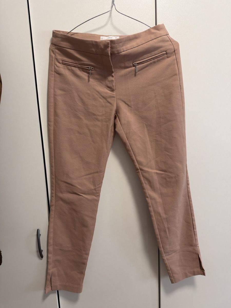 Mango Pantaloni: Mango pants – Usato da Genève venduto da hai_6svf