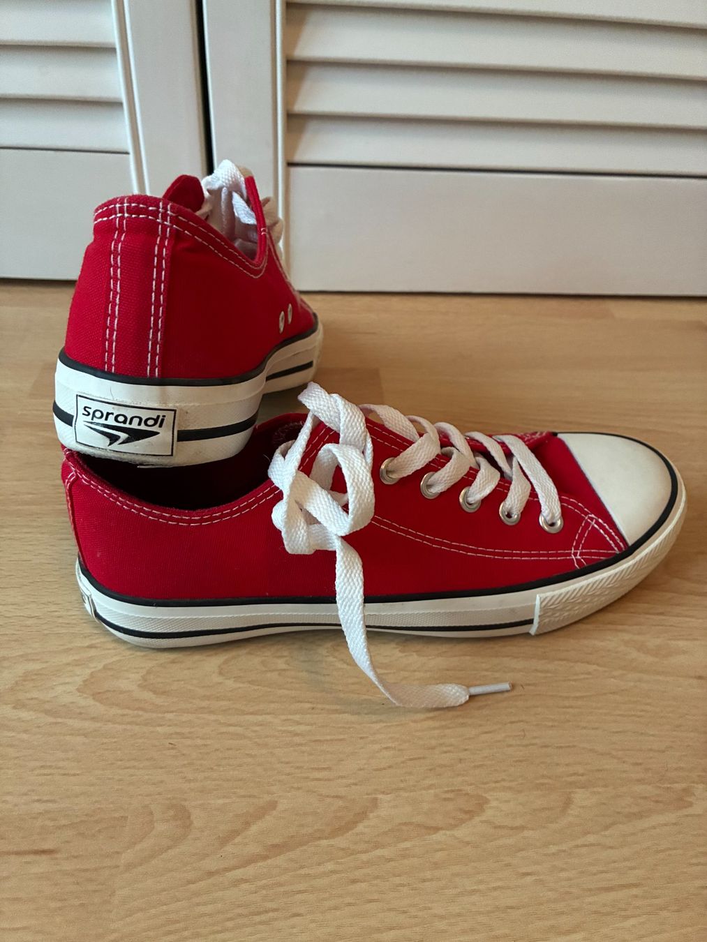 Damenschuhe: Sneakers Gr.37 – Gebraucht aus Cormagens von grizli13 2