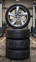 4 Originale Volvo 18" Felgen (Ixion) mit Pirelli Sommerreife