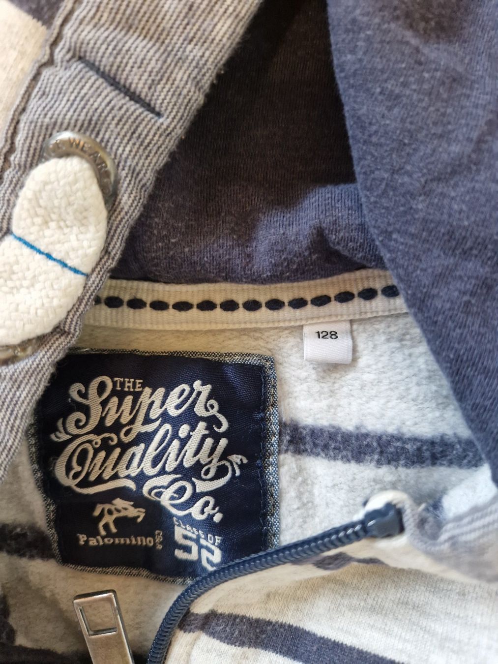Jacken: Jacke / Jäggli mit Kapuze 128 – Gebraucht aus Giswil von monimaus08 1