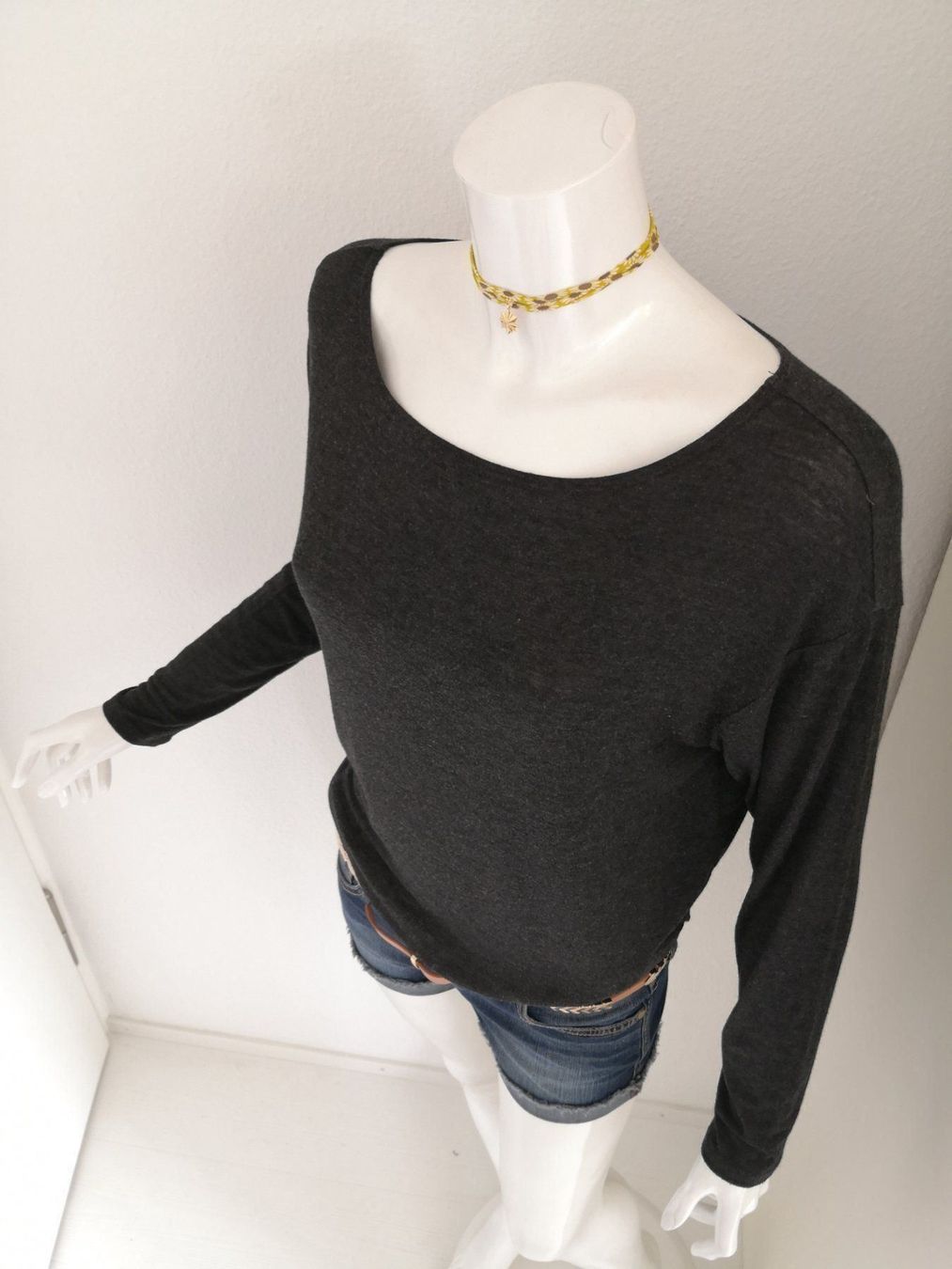 Mango T-shirt: 🤩MANGO LANGARM T-SHIRT ANTRAZIT & PRADA P – Usato da Olten venduto da Naja-Twins-Twins 8