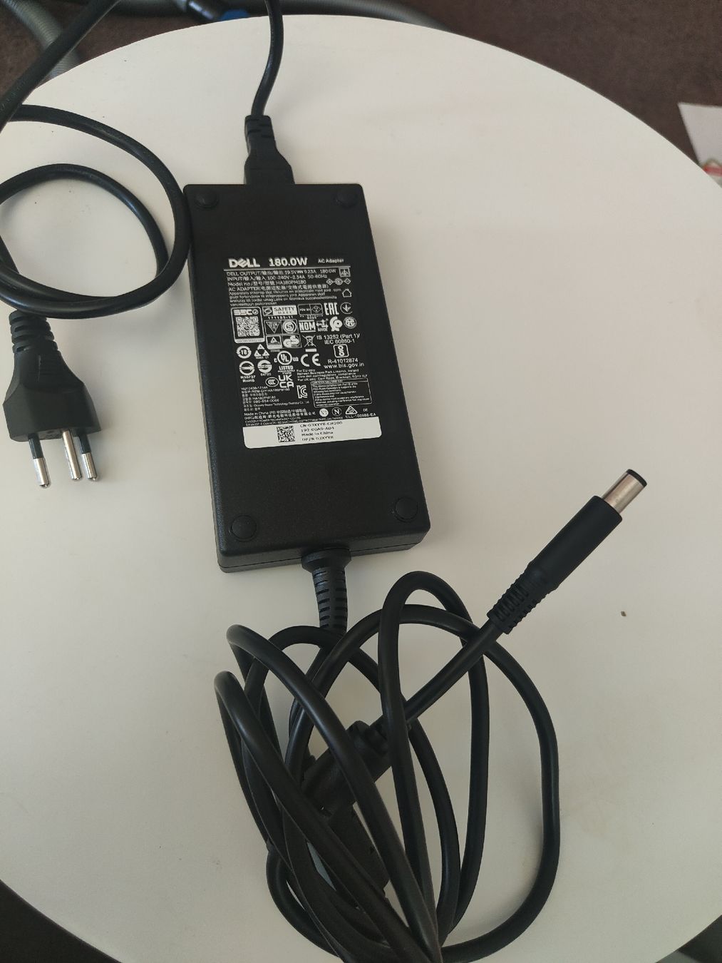 Ladegeräte: DELL Netzteil 180W. – Gebraucht aus Thun von wol_krx6
