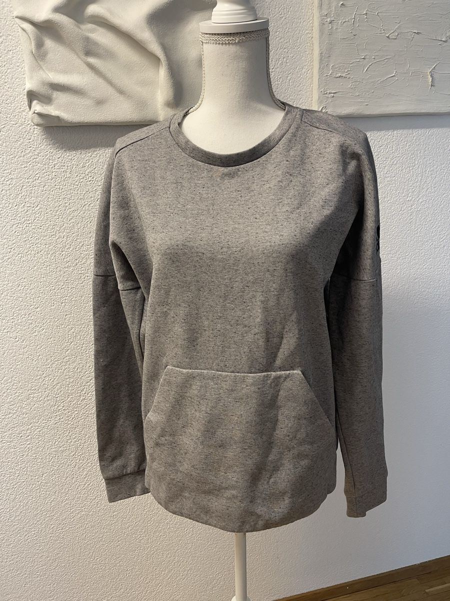 Adidas Pulls & Sweat-shirts: Adidas Pullover, Gr. S – D'occasion à Stallikon par oez6e