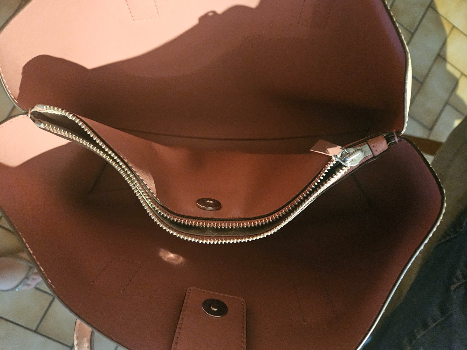 Michael Kors Taschen für Damen: Michael Kors Handtasche – Neu (gemäss Beschreibung) aus Untersteckholz von Cha_cv6x 1