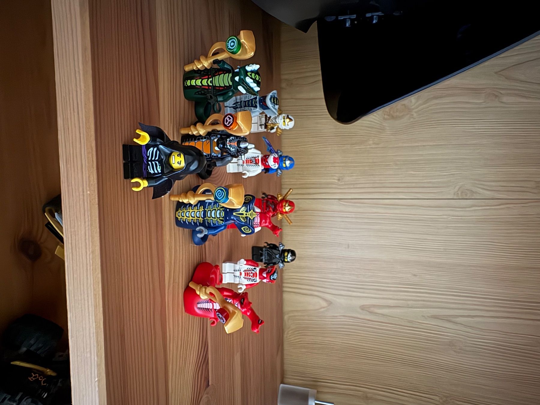 Lego Giocattoli: Lego Ninjago Sammlung Staffel 1 – Usato da Ennetbürgen venduto da eli_l78w 1