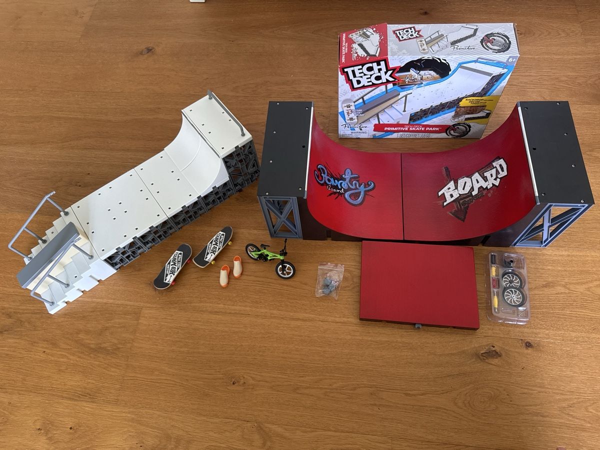 Jouets: Tech Deck Primitive Skatepark Set gebraucht – D'occasion à Ebikon par thalimann 1