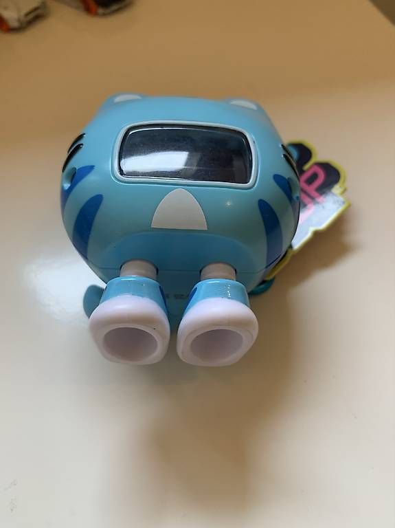 Figuren: Beep Boop – Gebraucht aus Genève von steve-cyprien 2