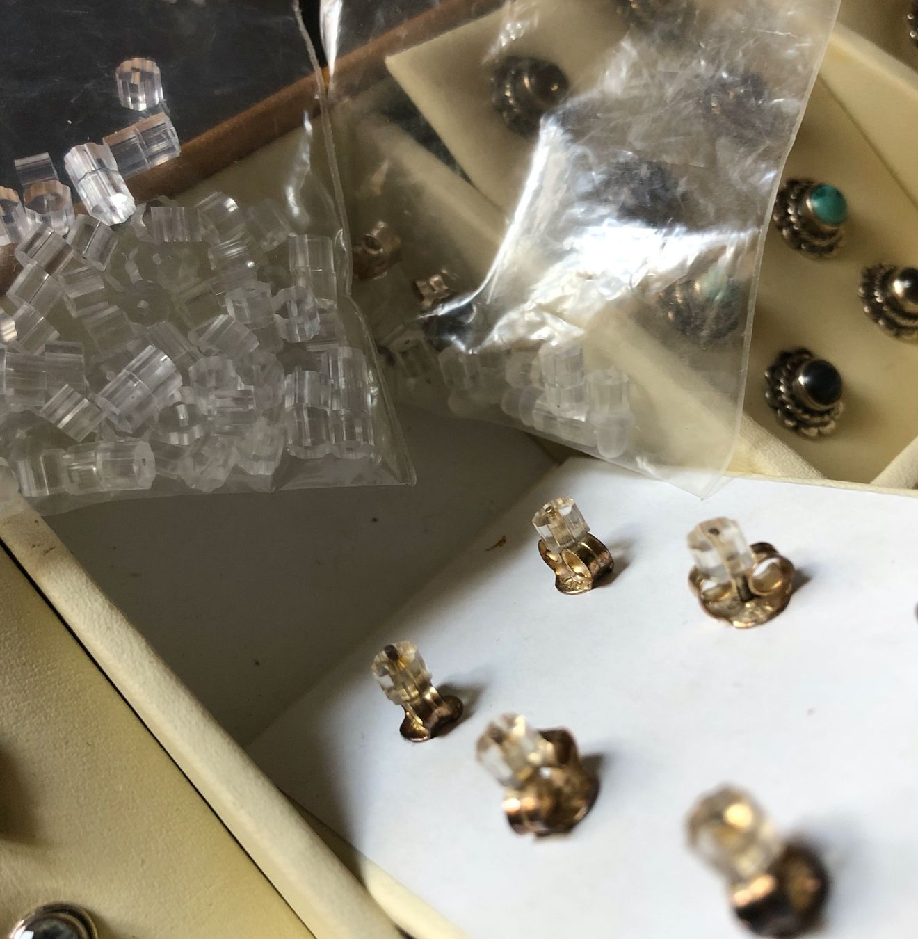 Altri gioielli: 32Paar wunderschöne Ohrstecker Silber mit echten Edelsteinen – Nuovo e nell'imballaggio originale da Ittenthal venduto da Hwaggis 9