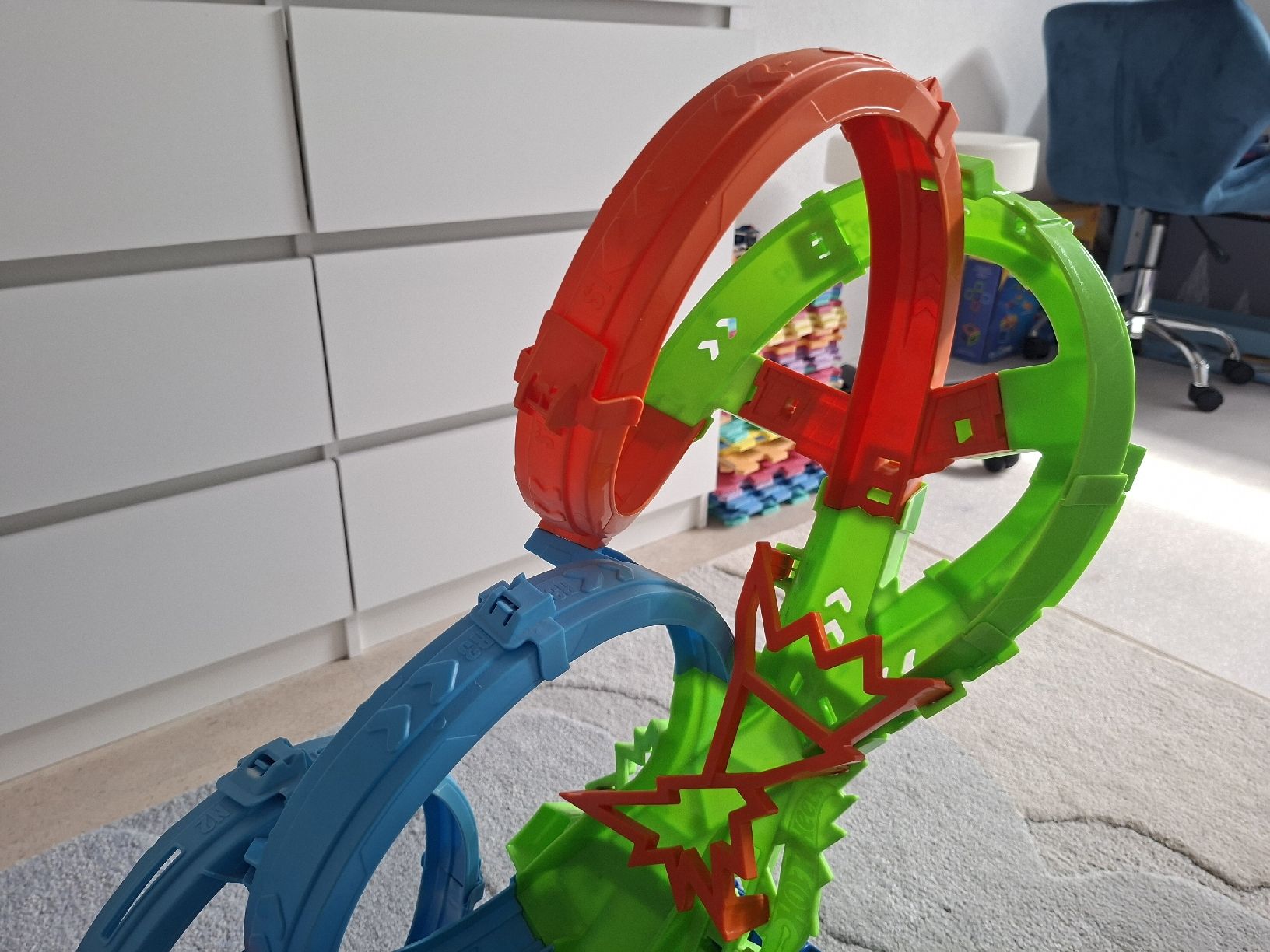 Hot Wheels Rennbahnen: Hot Wheels Rennbahn mit Looping  – Gebraucht aus Zäziwil von Maarty 4