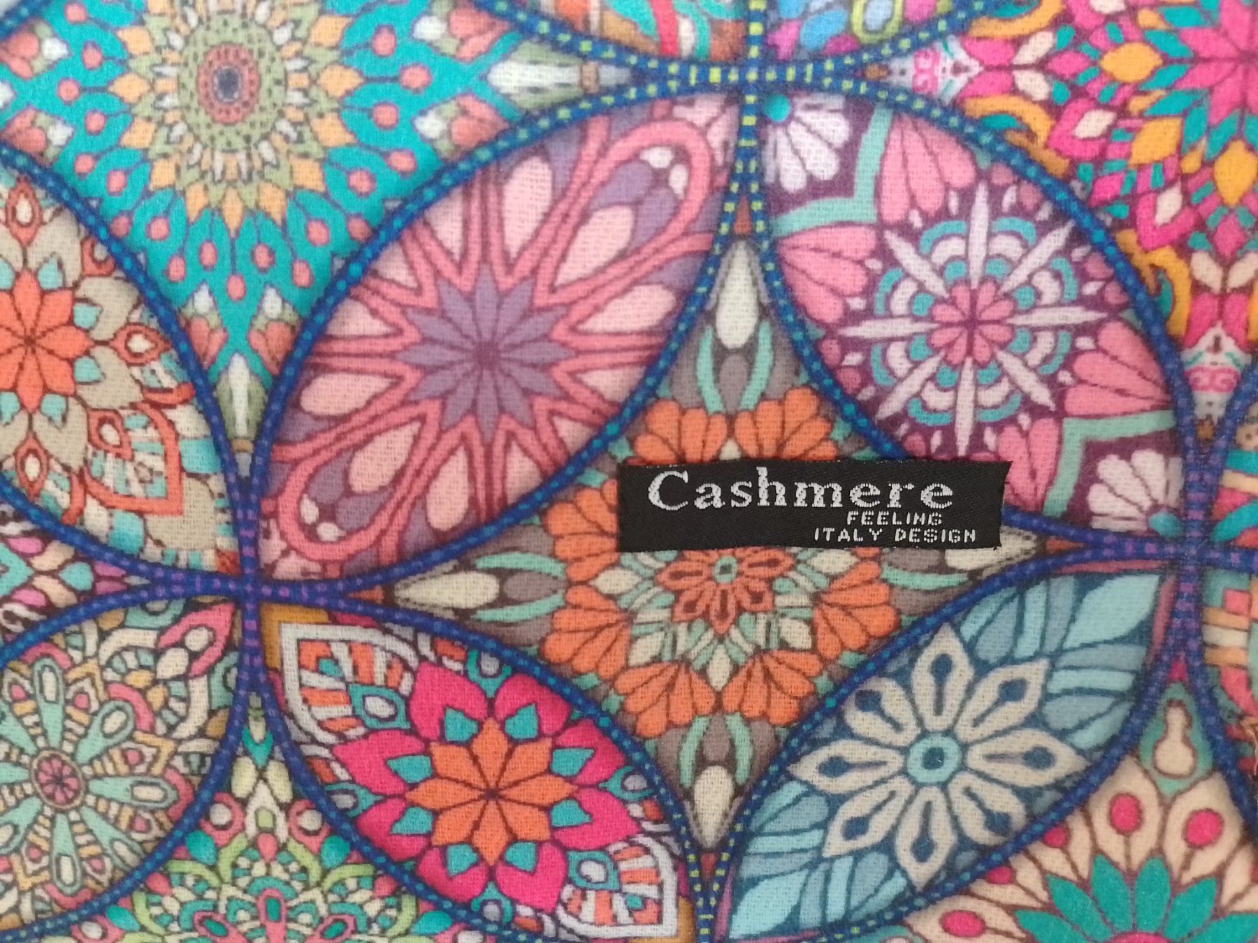 Foulards, Tücher & Schals: Schöner Schal CASHMERE FEELING – Neu (gemäss Beschreibung) aus Ettingen von Echoo 1