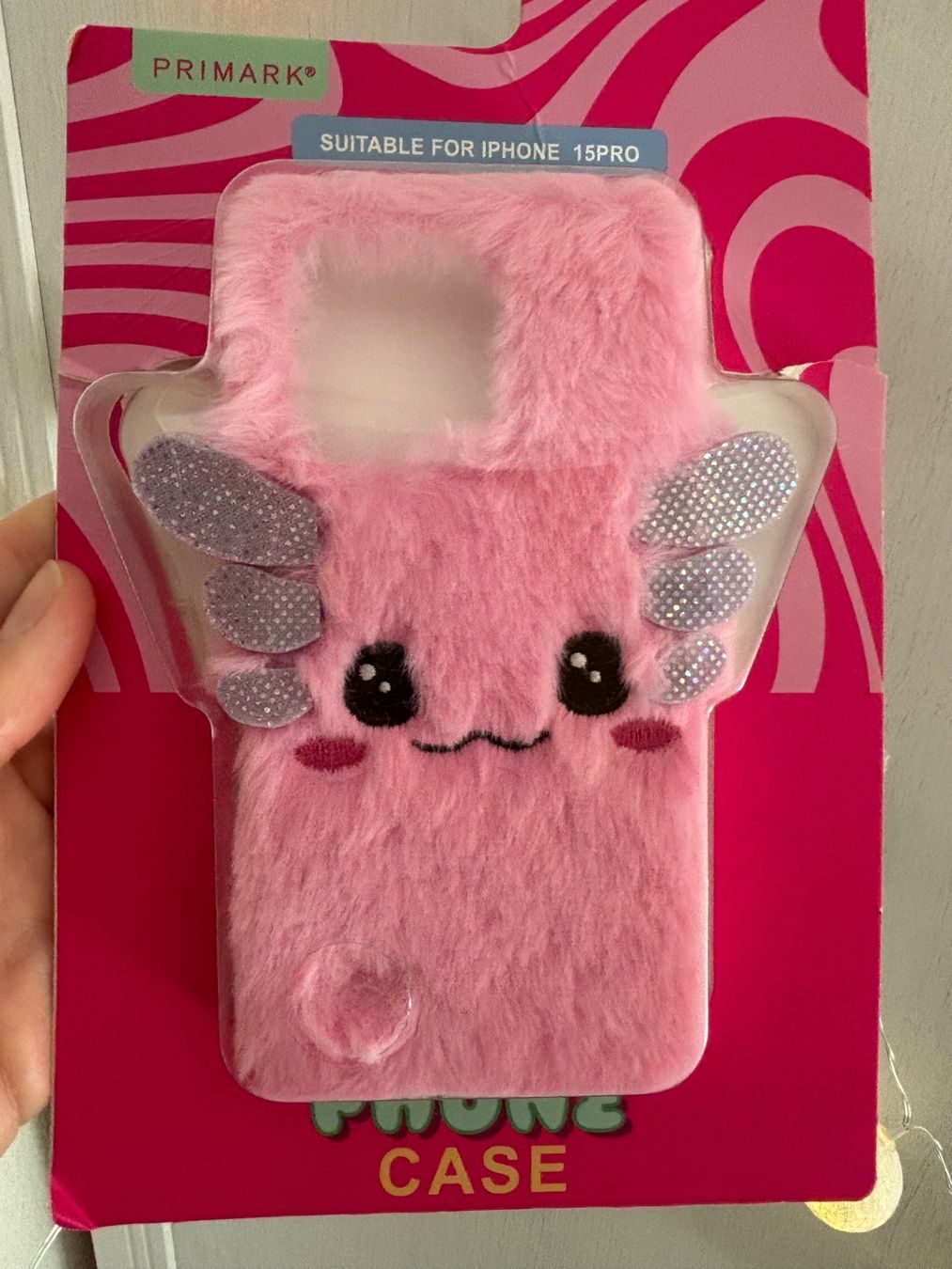 Cover & Protezioni schermo: Primark IPhone 15pro fluffy phone case New – Nuovo e nell'imballaggio originale da Füllinsdorf venduto da MaiiaM