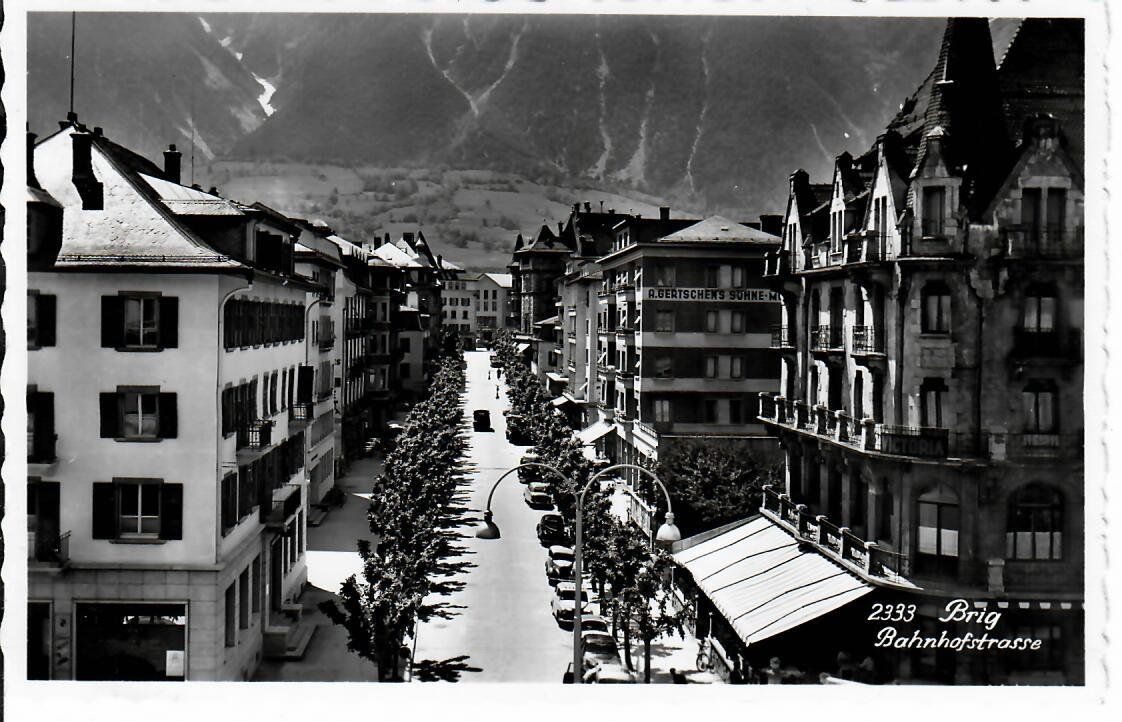 Cartoline postali: Brig - Bahnhofstrasse – Usato da Hochdorf venduto da Ziegel-16