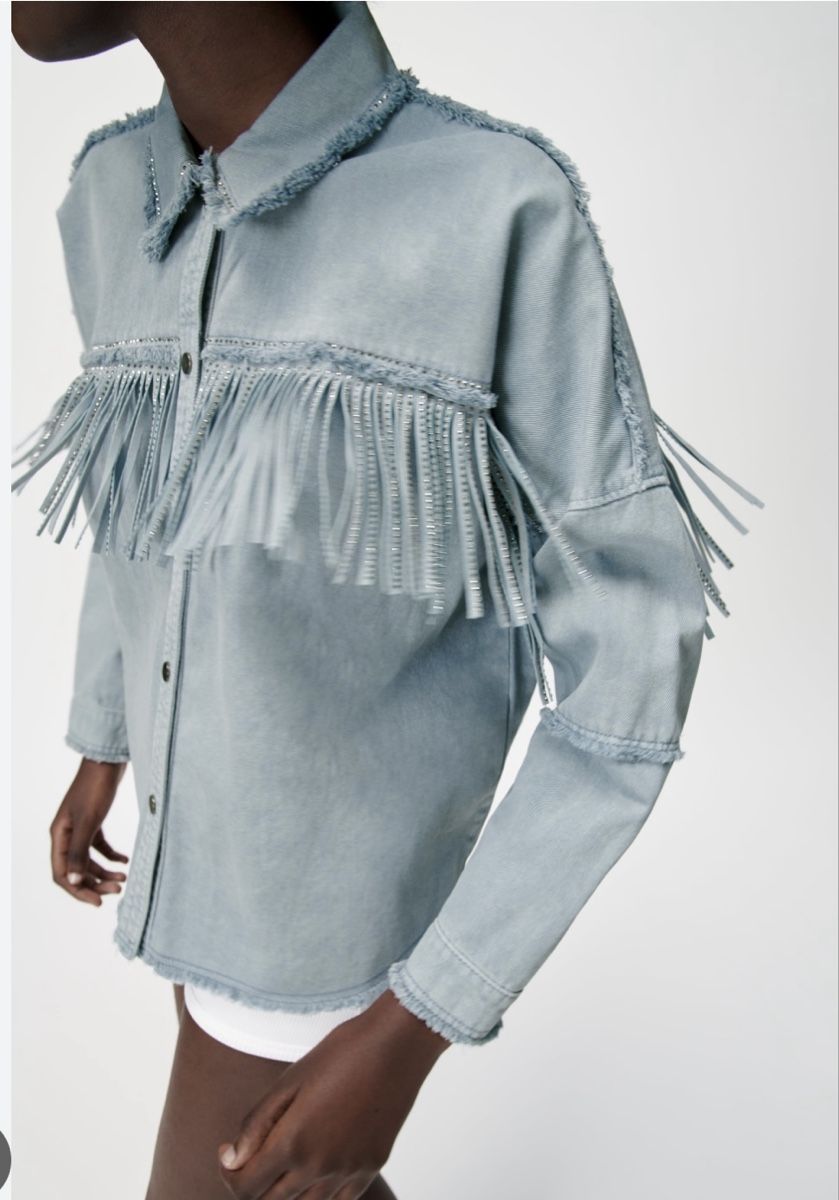 Zara Giacche: Zara denim style jacket with fringes, size S, never worn – Nuovo (secondo la descrizione) da Mies venduto da nic_yk5d
