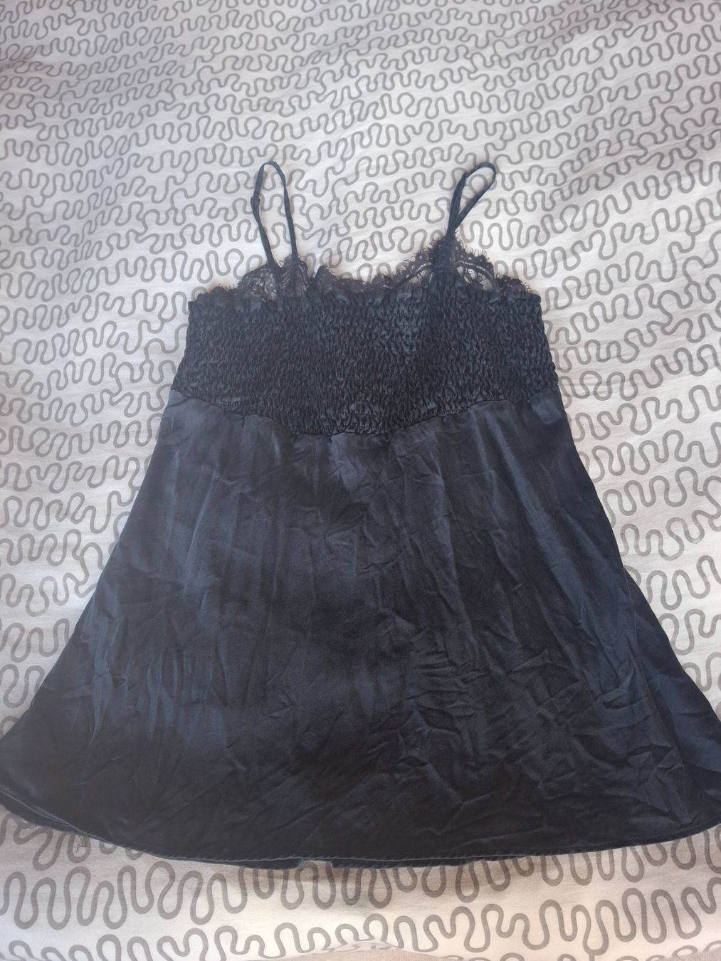Top: Haut fluide noir taille XS – Usato da Villiers venduto da san_jn5w 1