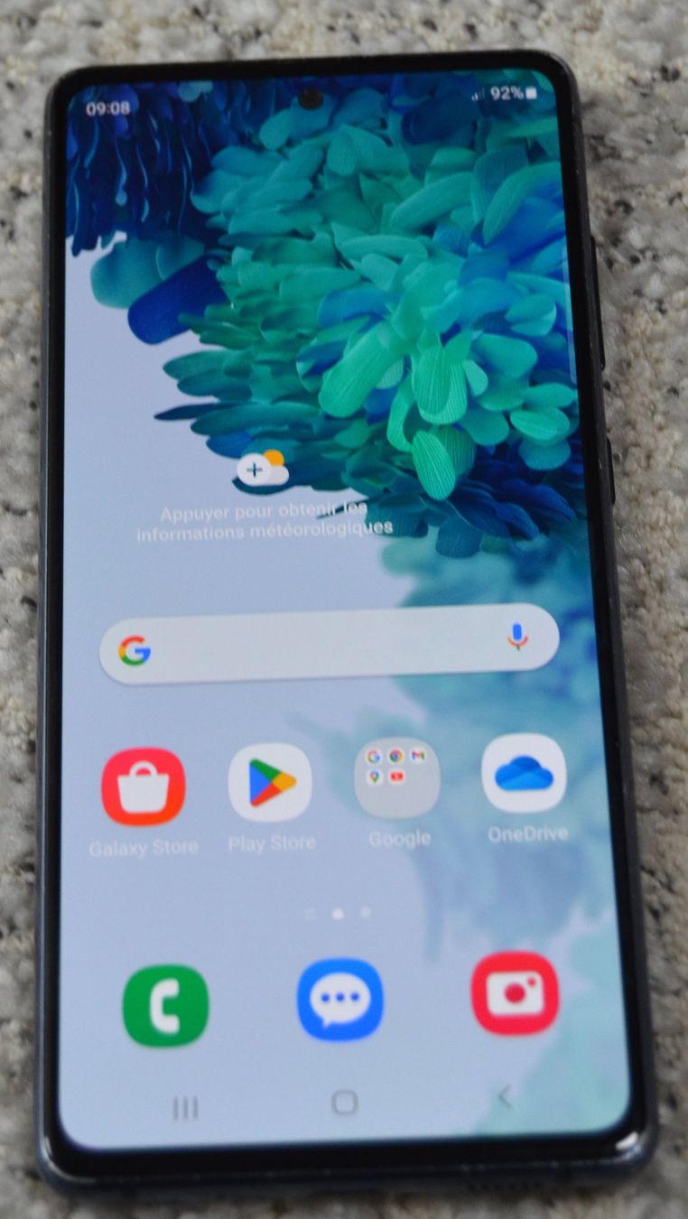 Samsung Handys / Smartphones: Samsung Galaxy S20 FE 128Gb – Gebraucht aus Collonges von arashee 1