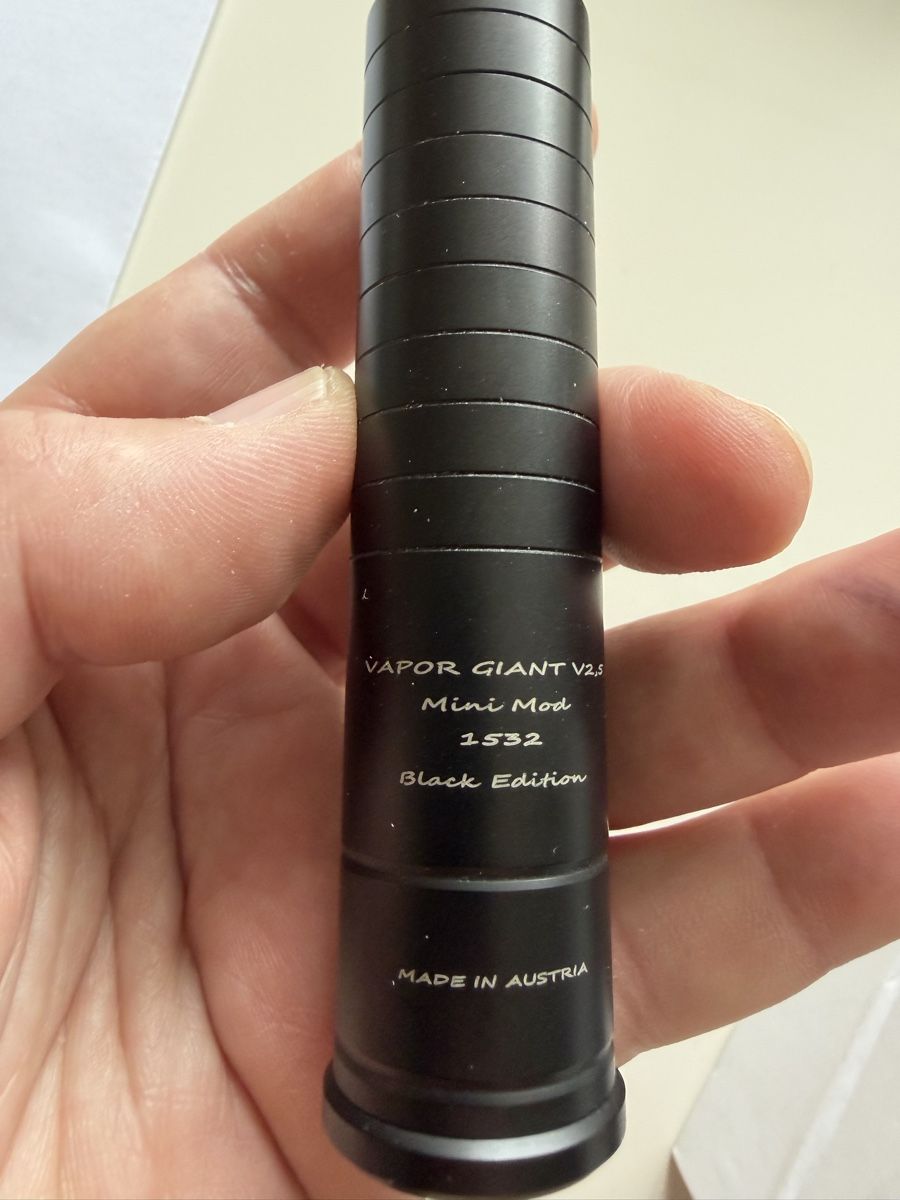 Altri Prodotti per fumatori: Vapor Giant V2.5 Mod Mini / Black Edition – Usato da Kriens venduto da Collin_2002