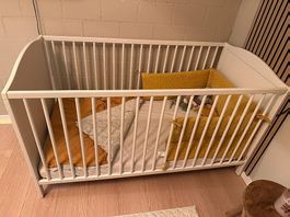 Baby / Kinderbett 