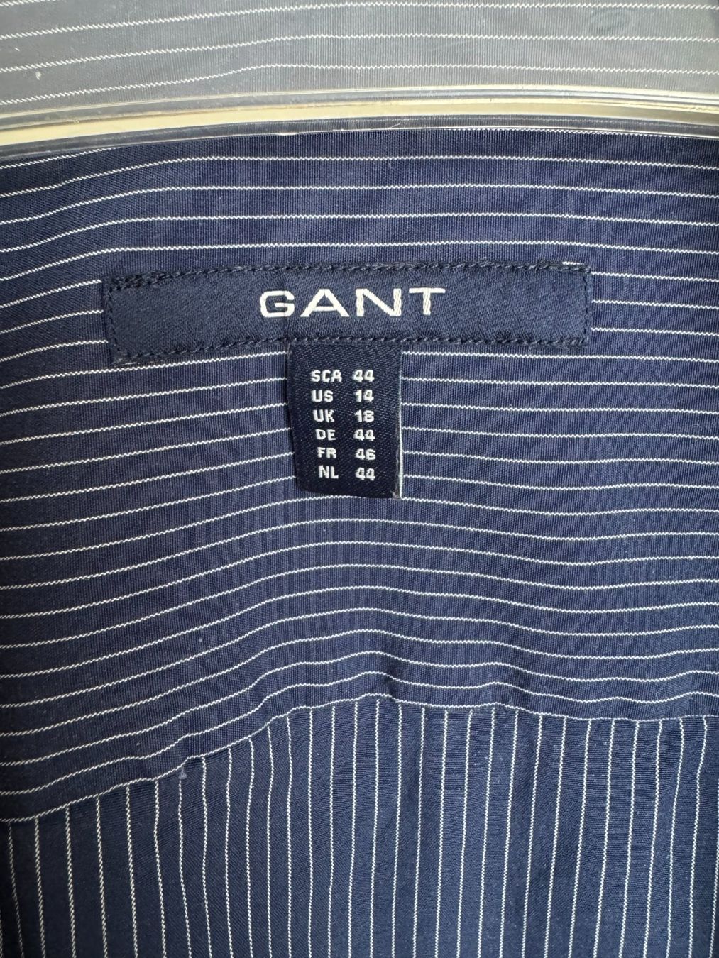 Gant Camicette: 1 Damen Bluse GANT Gr. 44 – Usato da Siebnen venduto da Trans-Am 3