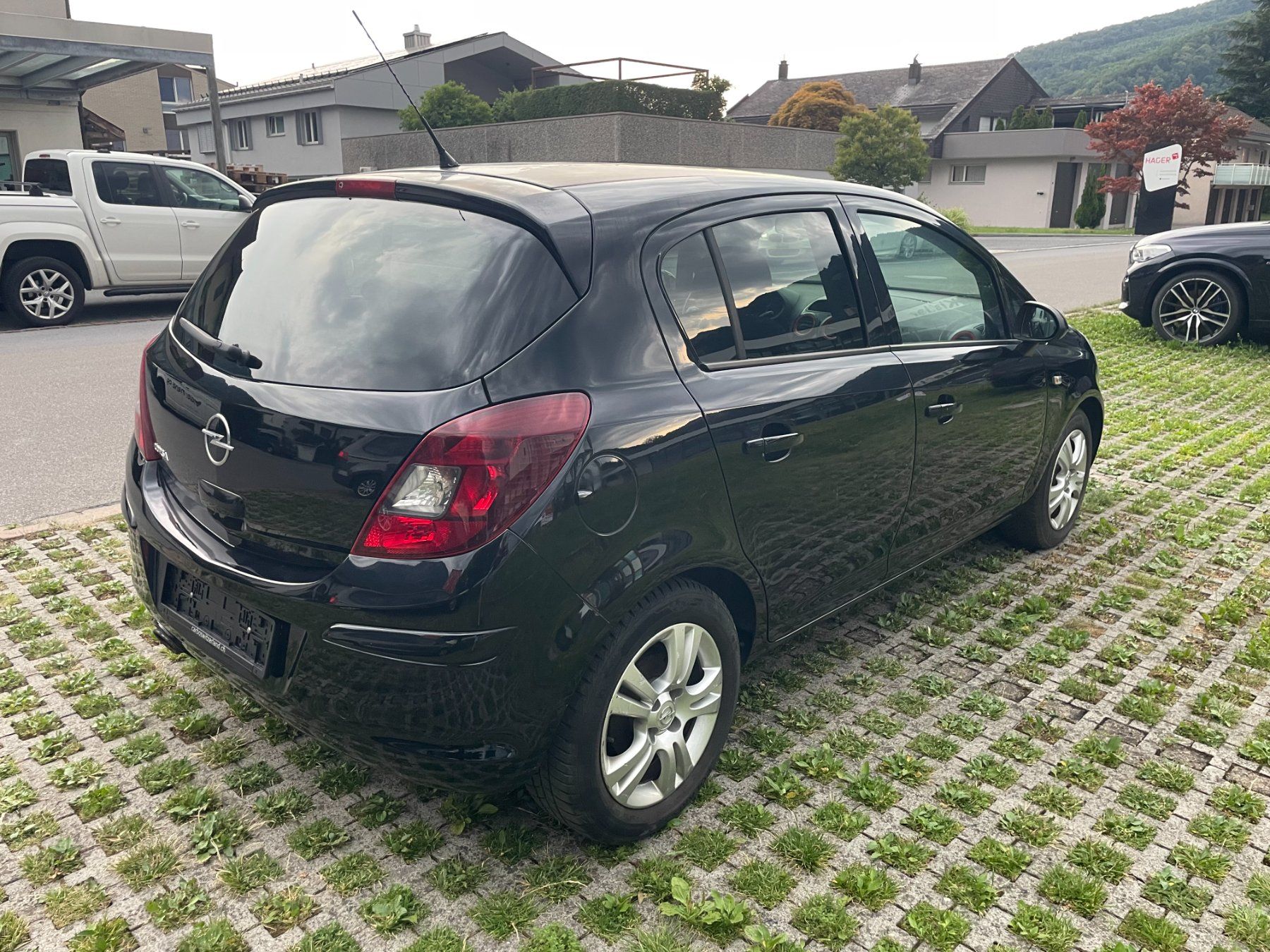 Opel Autos: 2009, Opel Corsa 1.4 benzin – D'occasion à Bilten par Mietauto-Robert 3