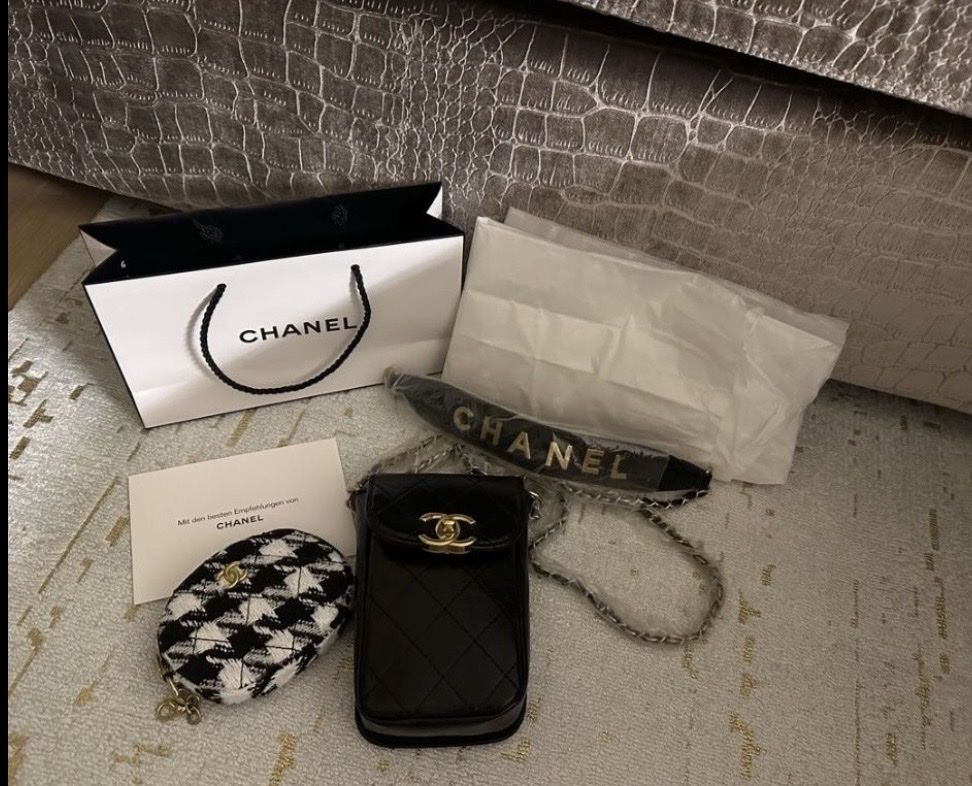 Chanel Borse da donna: Chanel Beauty VIP Set – Nuovo e nell'imballaggio originale da Frümsen venduto da Swissline90 2