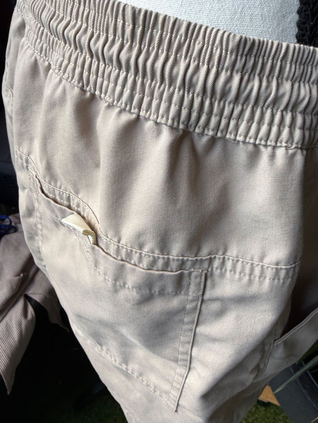 Decathlon Pantalons: Decathlon Shorts, beige, Gr. L – D'occasion à Riehen par ann_76jw 4