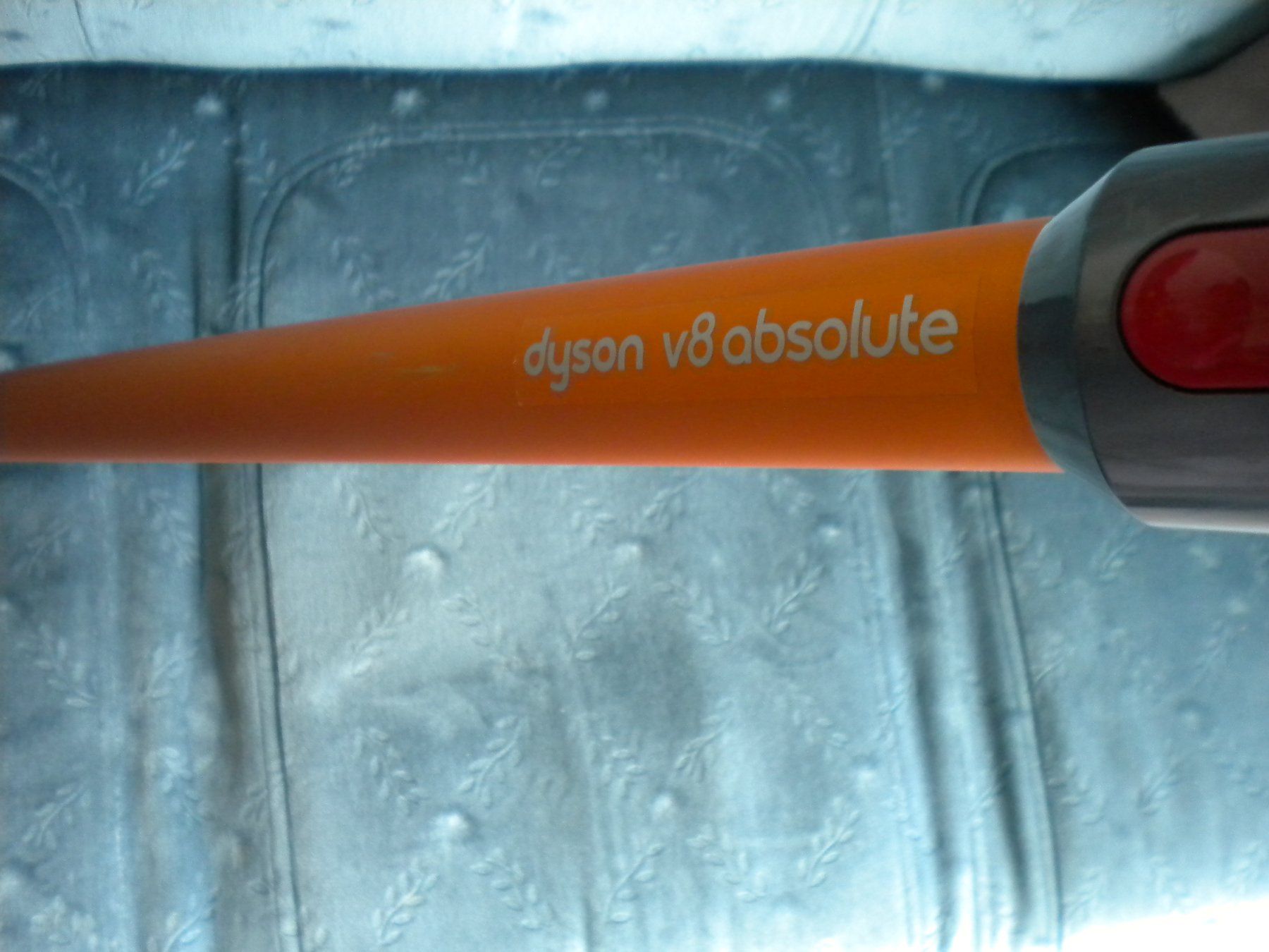 Dyson Aspirapolveri & Accessori: Dyson V-8  Absolute Akkustaubsauger Rohr – Usato da Spreitenbach venduto da Sniper8952 2