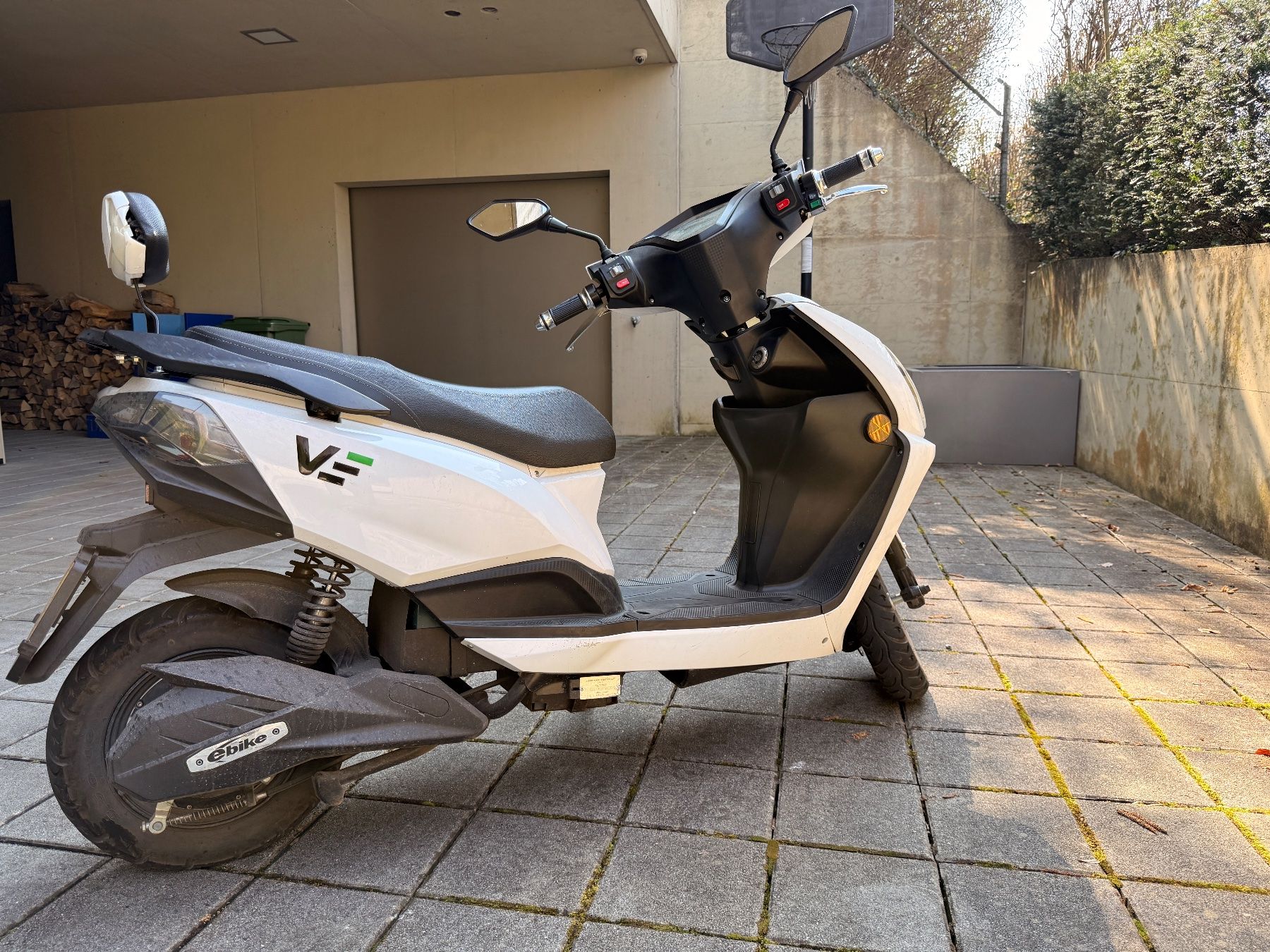Scooters: E-Roller Vengo Leo – Gebraucht aus Zollikon von Bidi1966 2