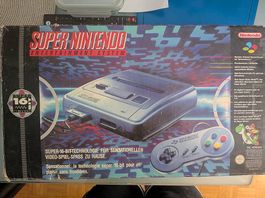 Super Nintendo PAL  Complète en boîte avec accessoires