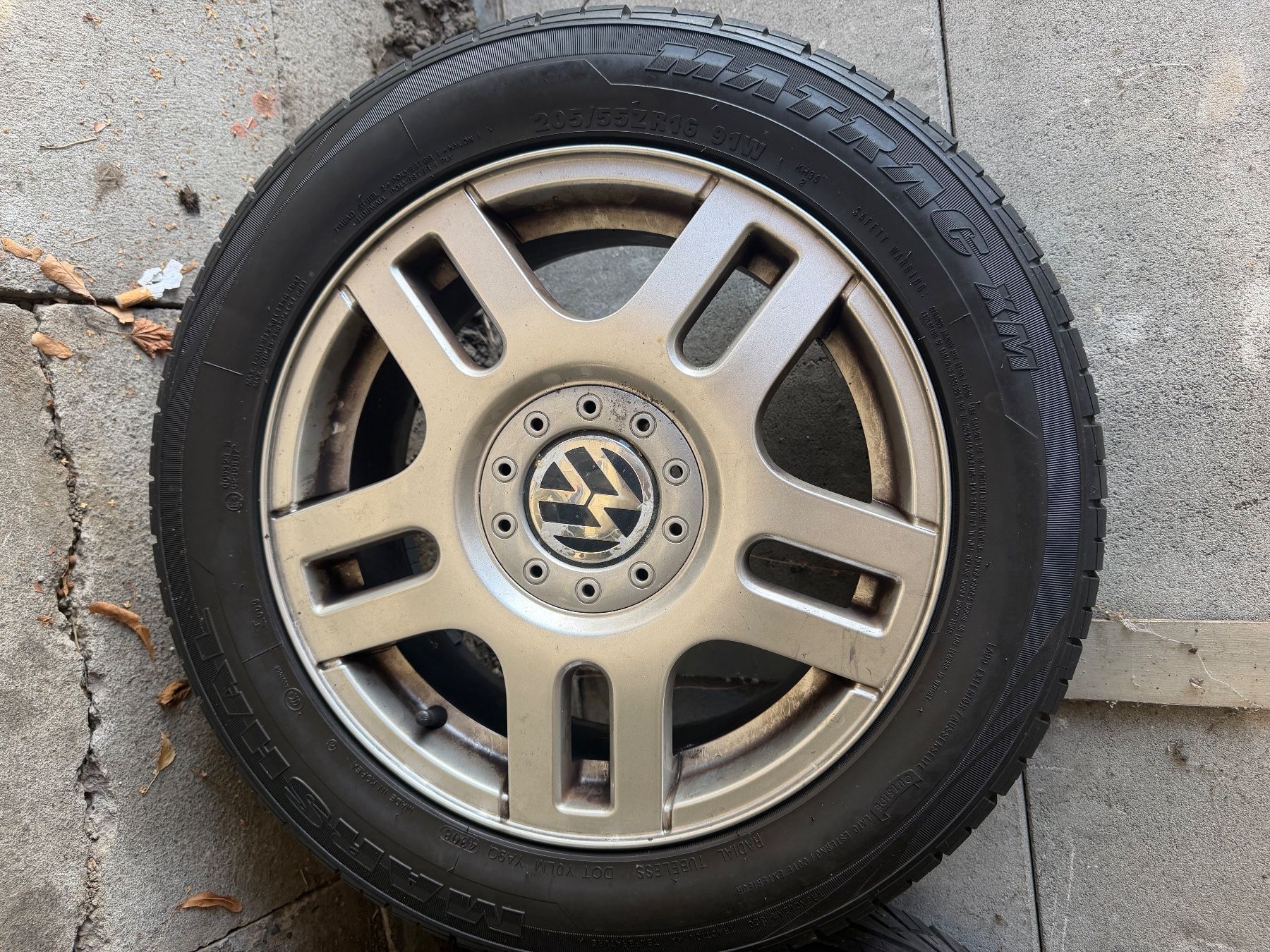 Volkswagen Pneumatici & Ruote complete: Komplett Rad VW Golf IV – Usato da Fahrweid venduto da Lobo.slb