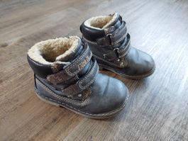 Gefütterte warme Schuhe Grösse 21