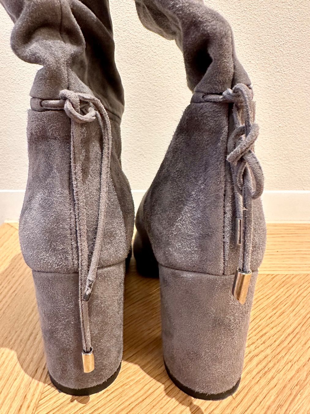 Damenschuhe: Neue Wildleder Stiefel Gr 37.5 / Grau – Neu (gemäss Beschreibung) aus Hergiswil NW von Labello01 2