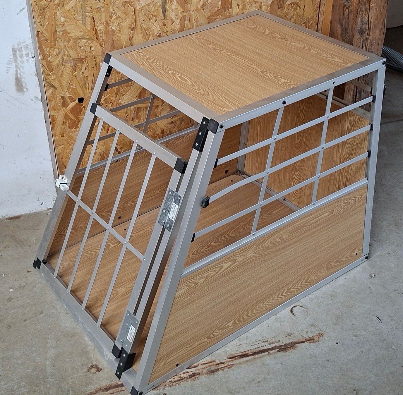 Gabbie, trasporto & Sicurezza: Hundebox / Transportbox – Usato da Kefikon TG venduto da ode_fm6v
