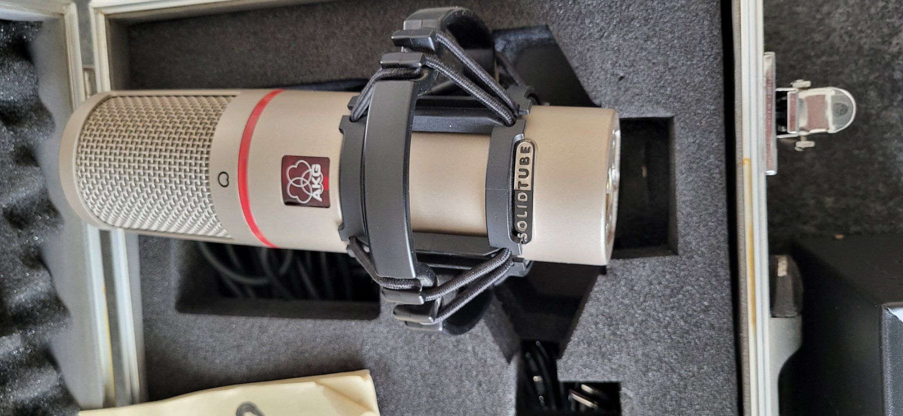 Akg Microfoni: Microphone Solidtube AKG. (Lire la description) – Usato da Villars-sur-Glâne venduto da rifzari 2