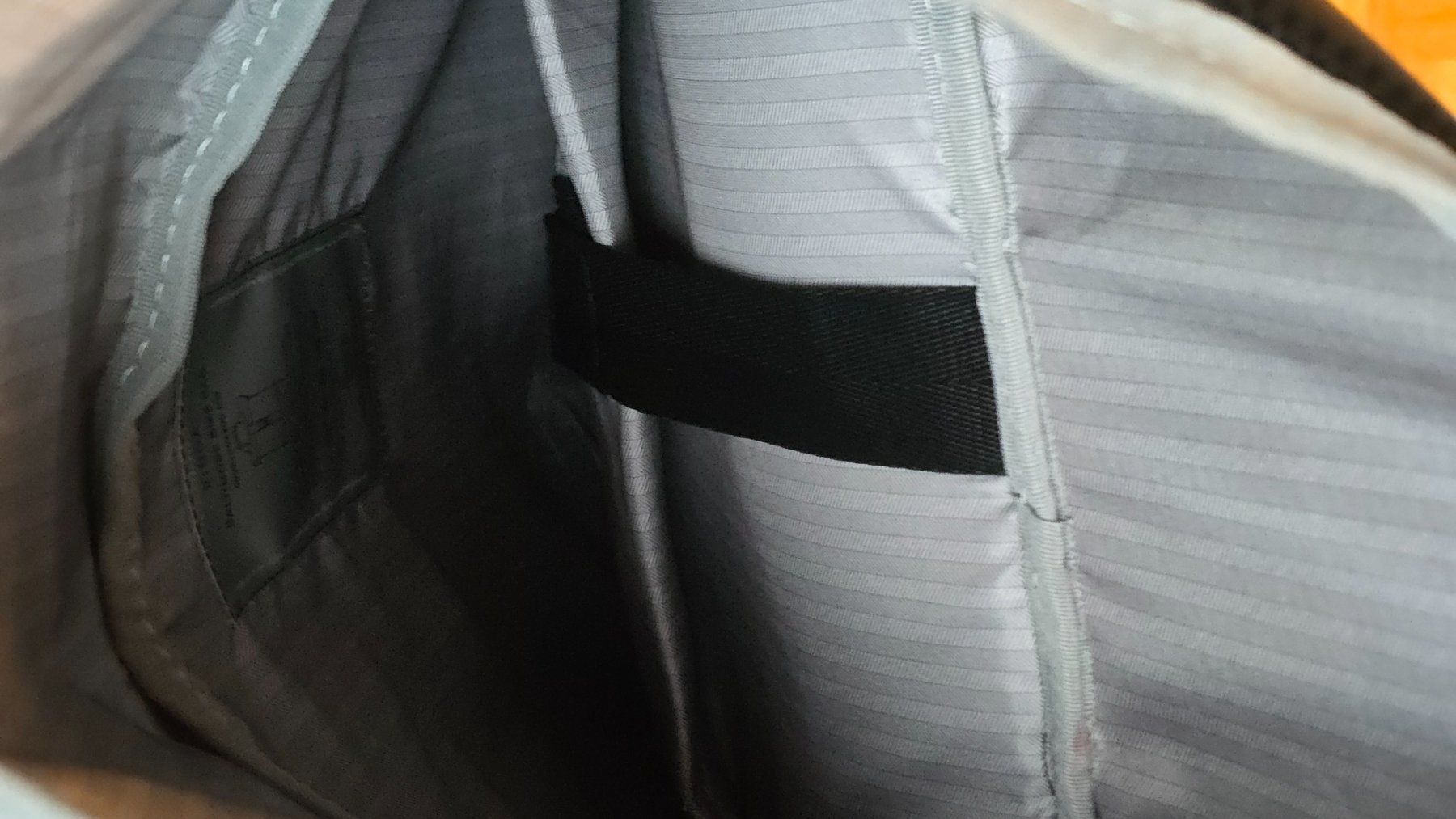 Zaini: Rucksack Vinga Baltimore Raiffeisen – Usato da Wallisellen venduto da theblacksheep 6
