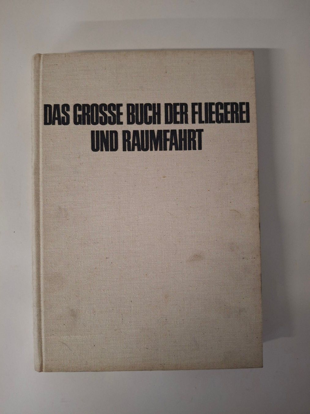 Libri: Grosses Buch der Fliegerei und Raumfahrt – Usato da Reichenburg venduto da AK307