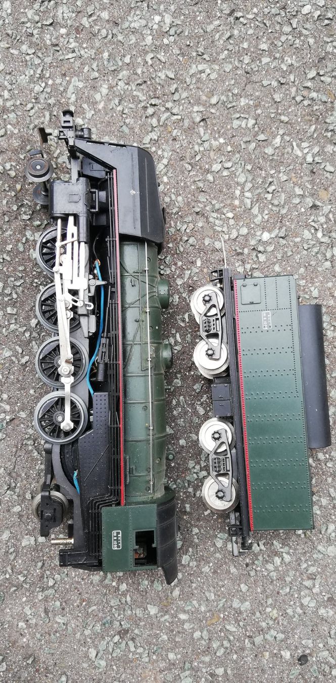 Lima Modellini di ferrovie: Lok mit Tender von Lima ab 1Fr. – Difettoso da Thun venduto da Matthias72 1