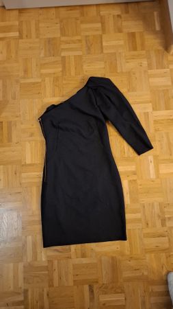 Schwarzes Mango Kleid, Grösse S 