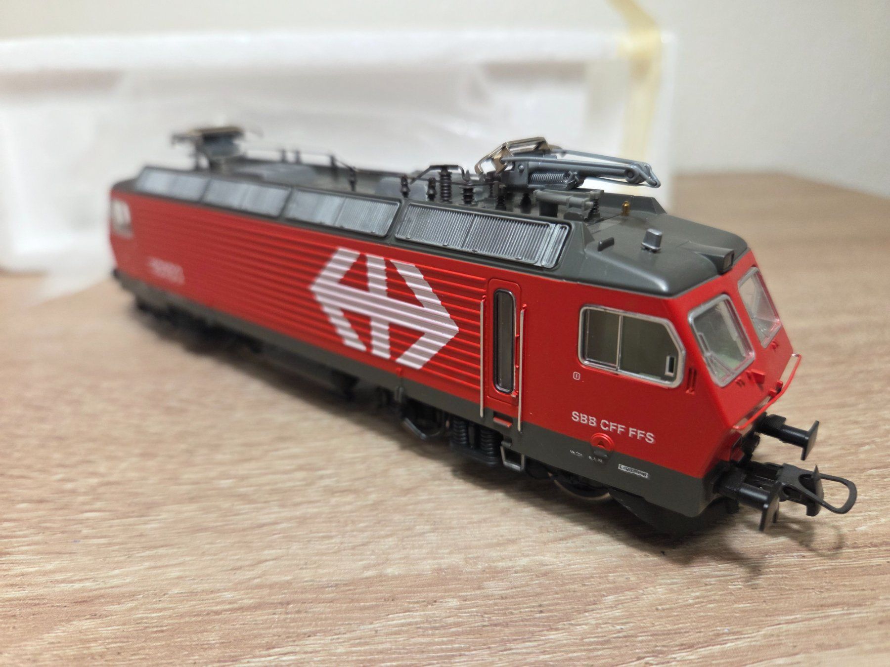 Roco Modellini di ferrovie: Roco 10103 E-Lok SBB H0 – Usato da St-Aubin-Sauges venduto da Lo_Go 3