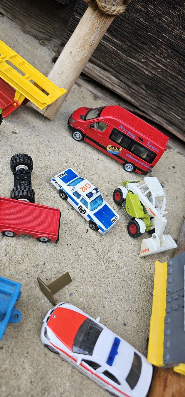Matchbox Modellini d'auto: Grosse Sammlung Matchbox Autos, Baumaschinen – Usato da Ferden venduto da jemyce 4